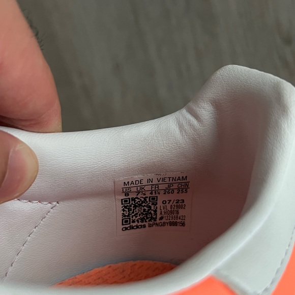 2 Adidas Gazelle sneakers - Picture 4 of 12